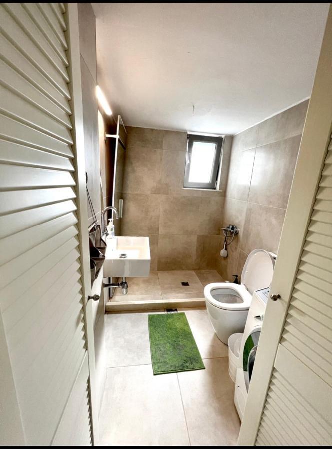 Ferienwohnung Nikaia Metro House Piräus Exterior foto